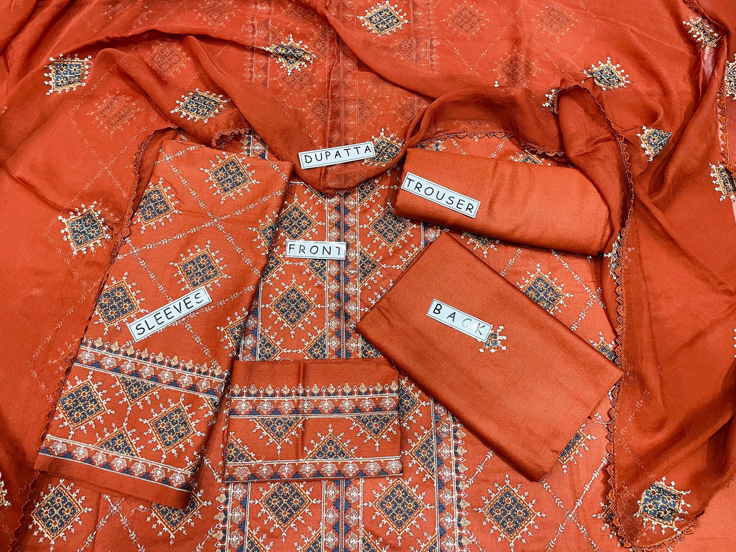 Karandi 3-Piece Unstitched Suit Design 01