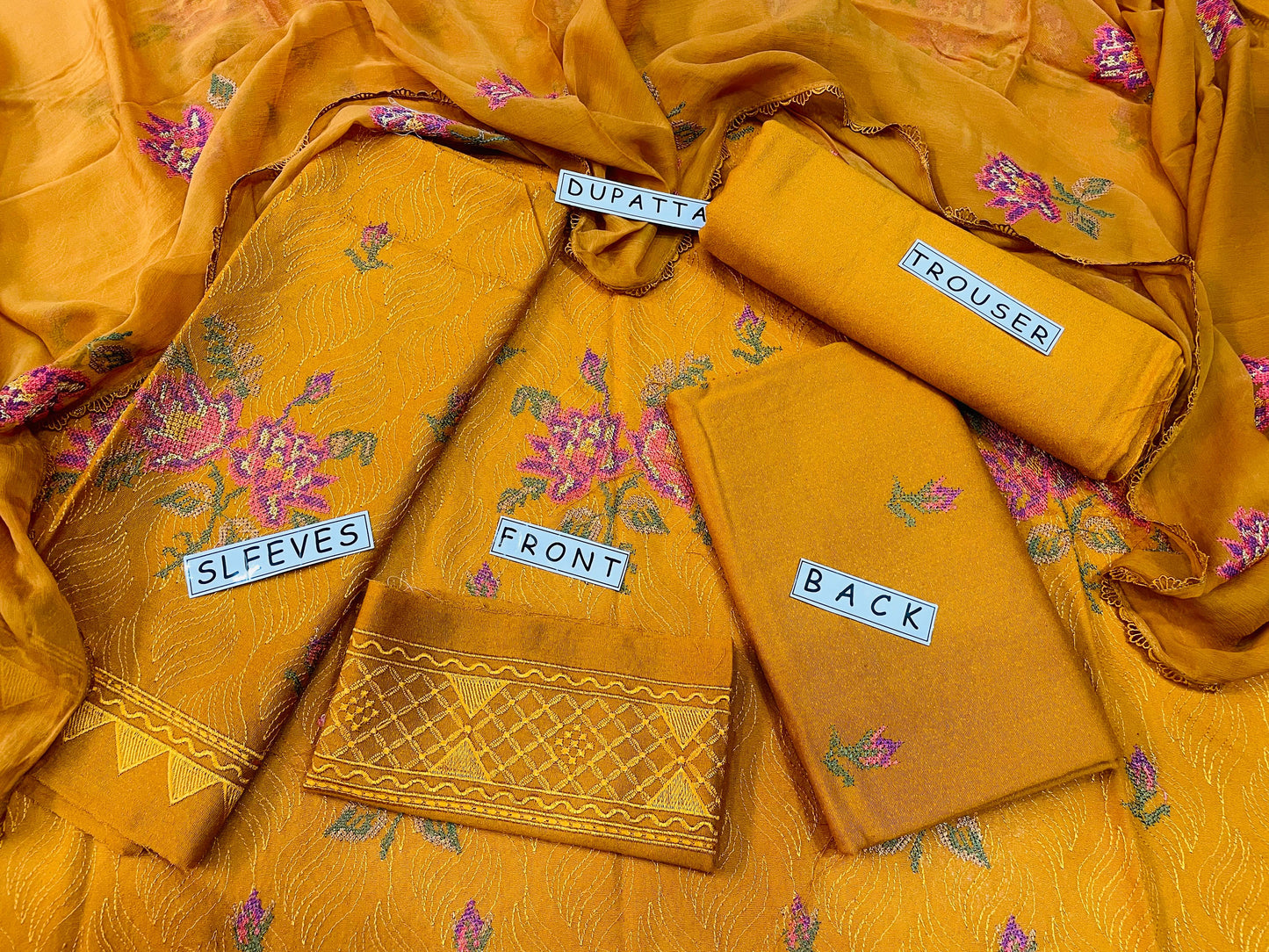 Karandi 3-Piece Unstitched Suit Design 02