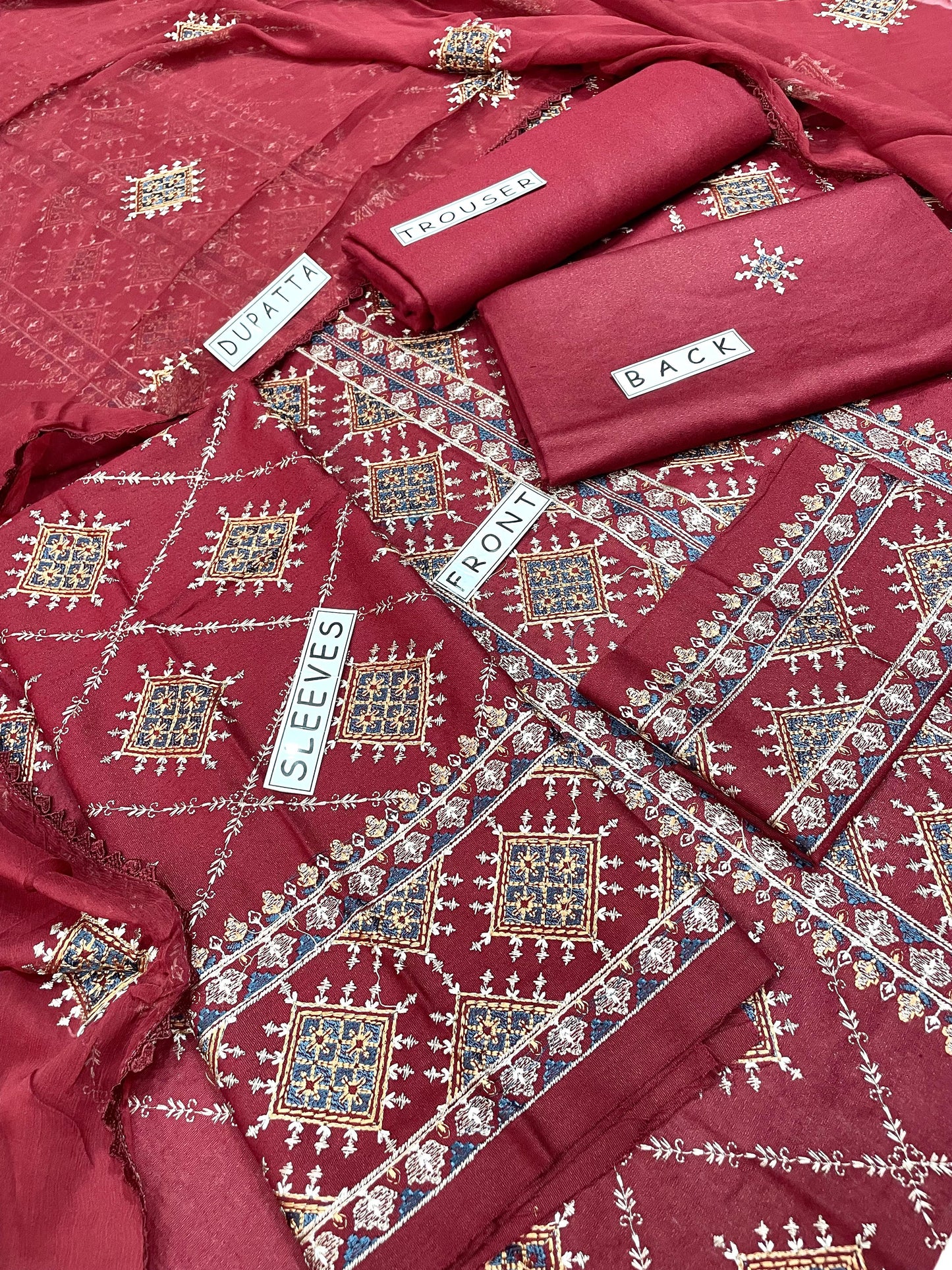 Karandi 3-Piece Unstitched Suit Design 01