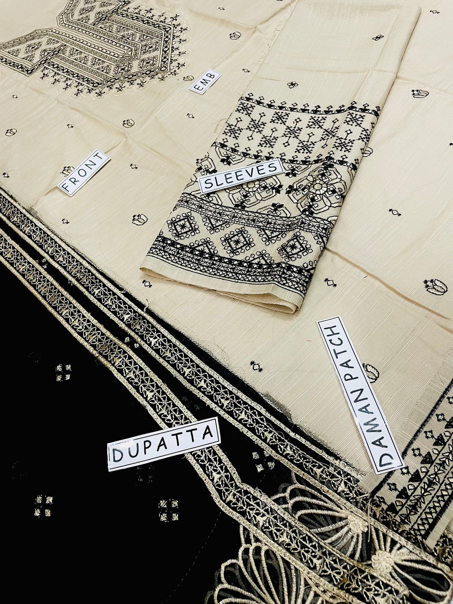 Khaddar 3-Piece Suit Design 06