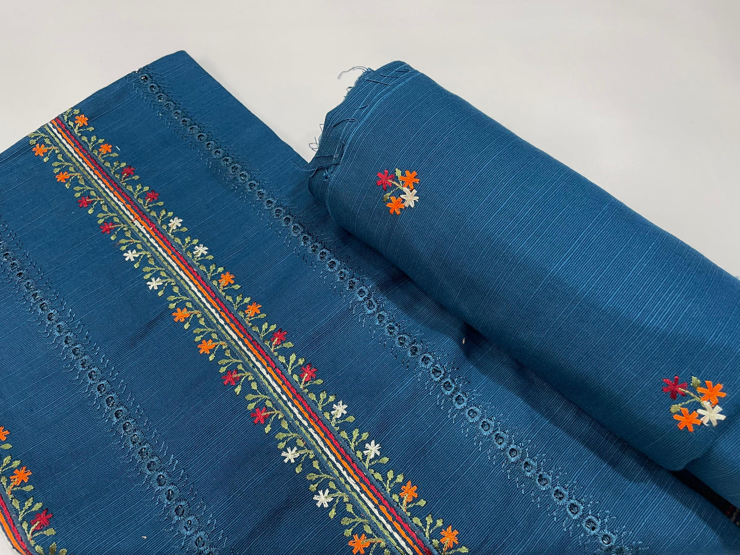 2-Piece Unstitched & Embroidered Khaddar Dress Design 06