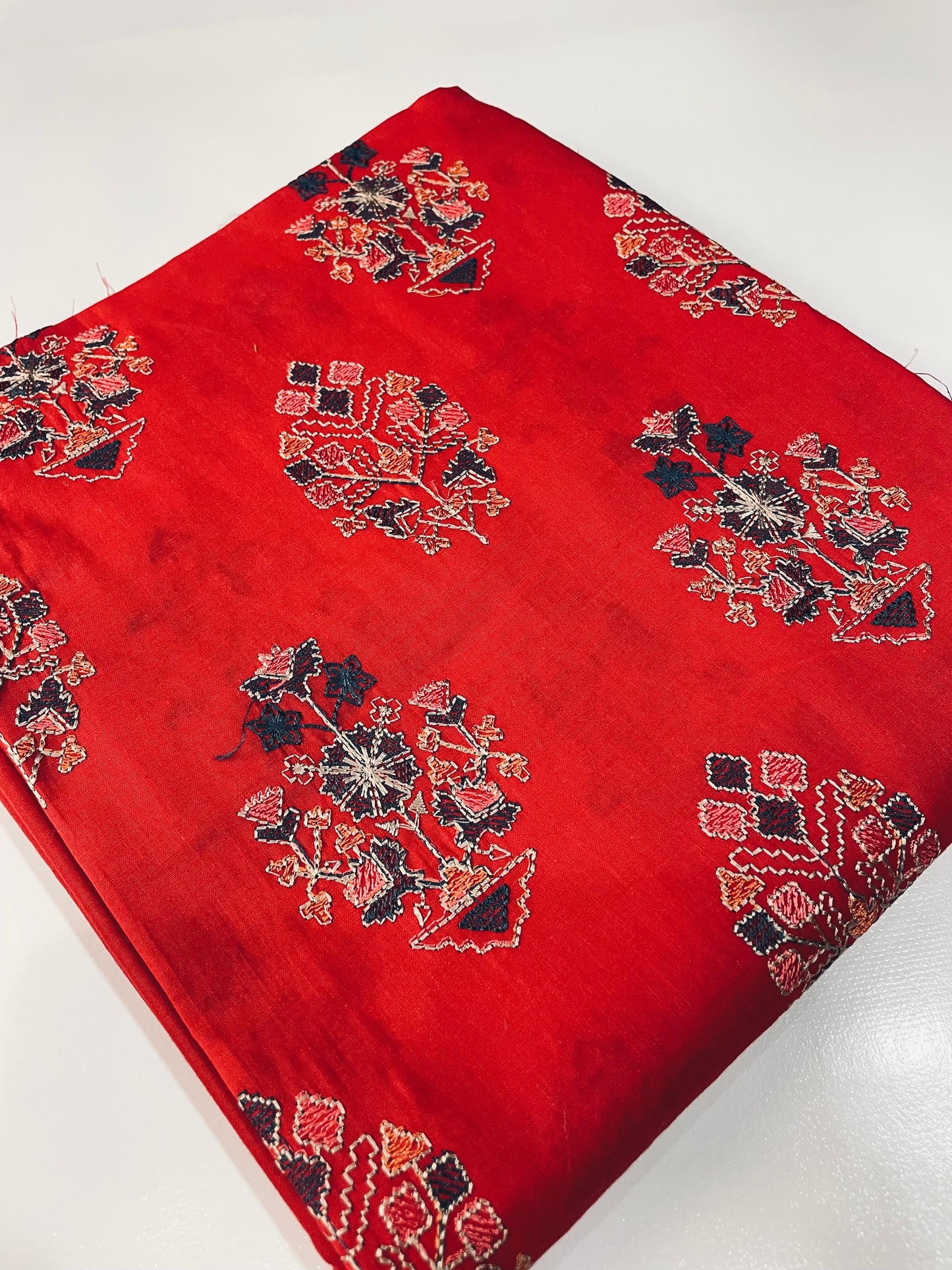 2PC Unstitched Cambric Cotton Suit Design 07