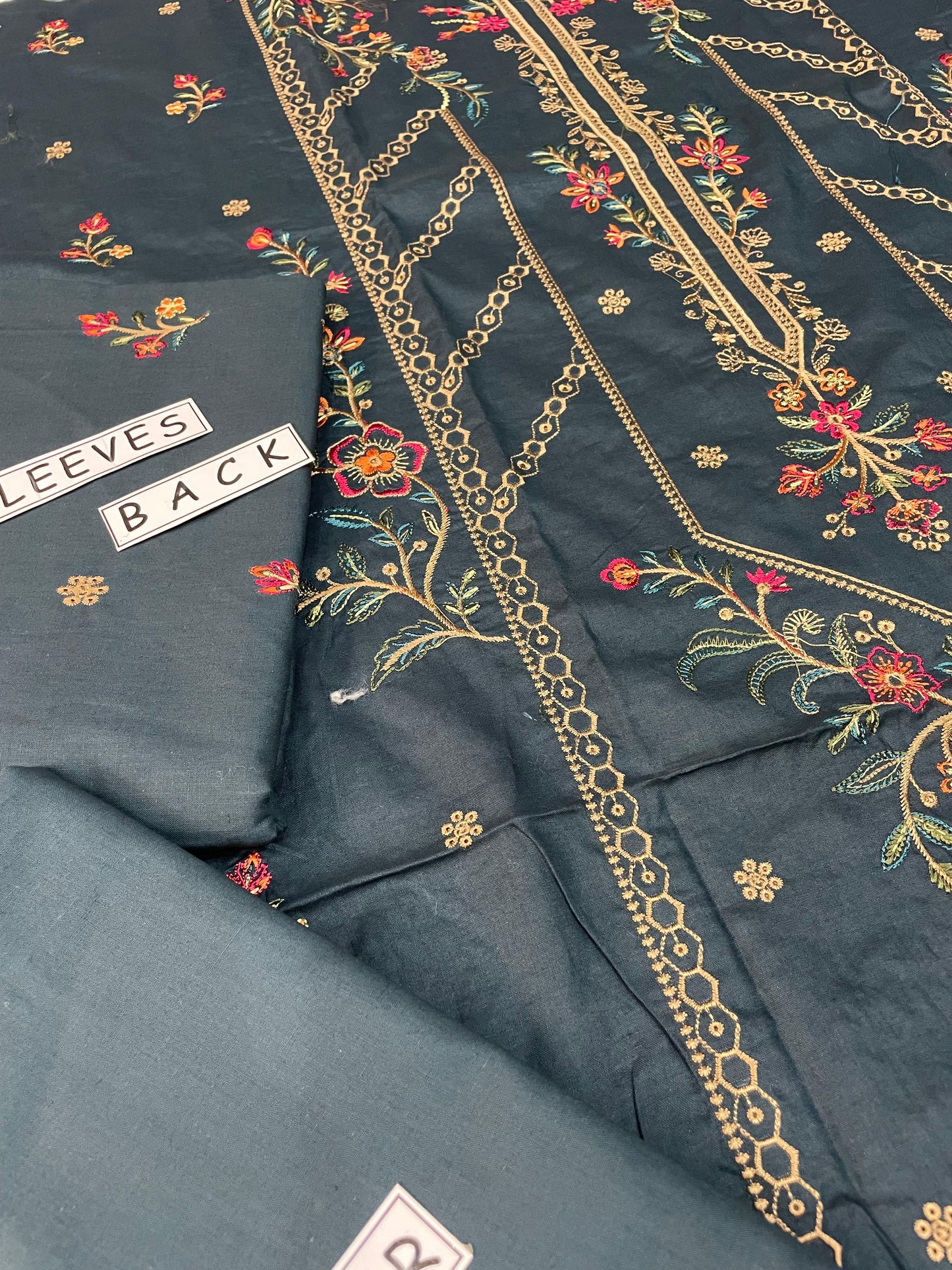 2PC Unstitched Cambric Cotton Suit Design 09