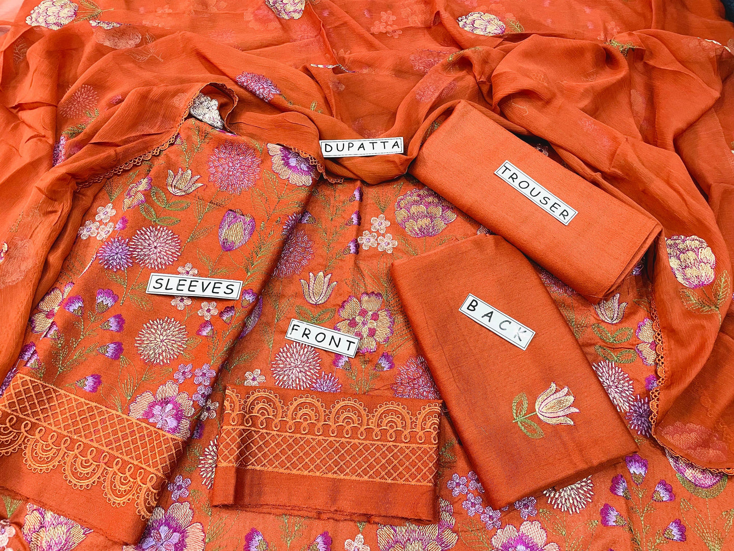 Karandi 3-Piece Unstitched Suit Design 07