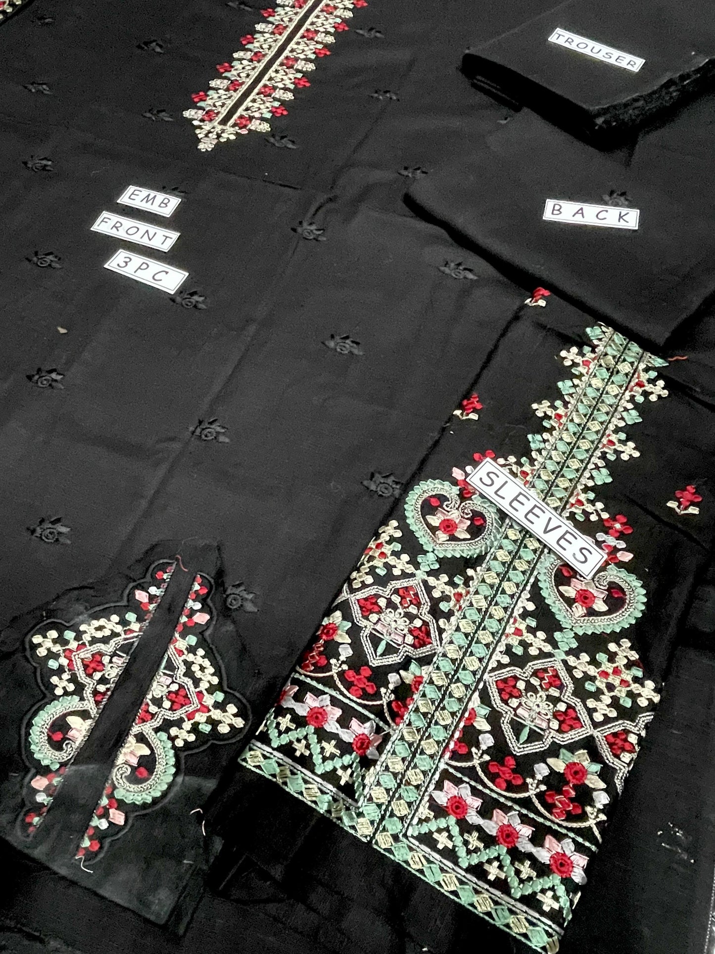 Khaddar 3-Piece Suit Design 02